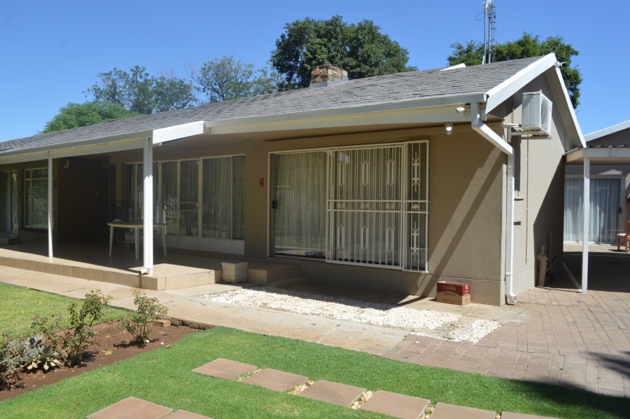 Commercial Property for Sale in Irene Park North West